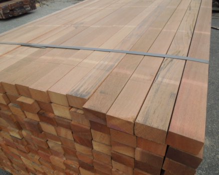 Podkladní hranoly z odolných dřevin - dřevo na terasu - 6